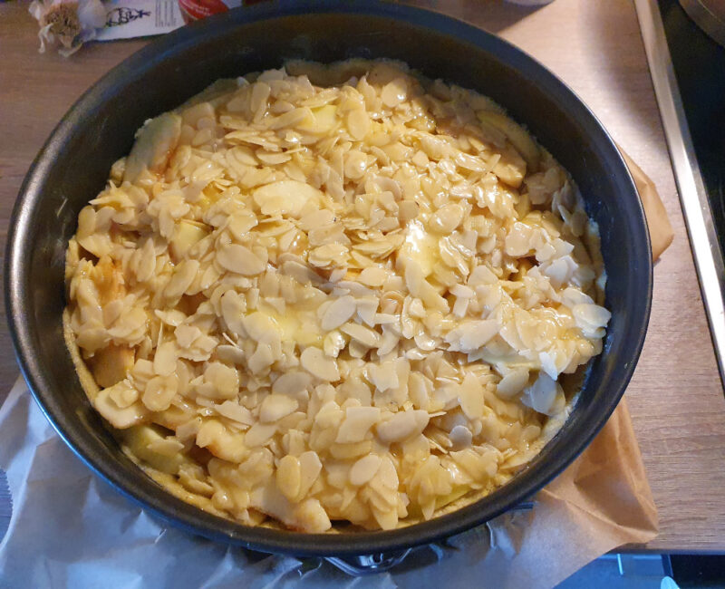 Apfelkuchen mit Mandelguss – Meine Rezepte